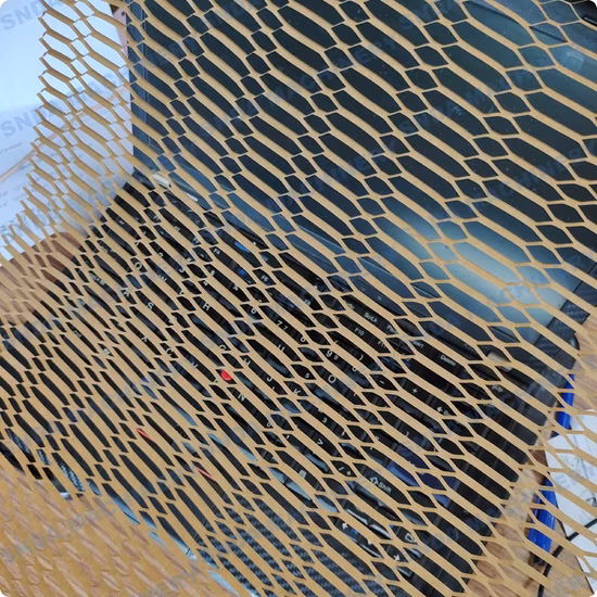 耐火性濾紙製造機を形成するハニカム濾紙